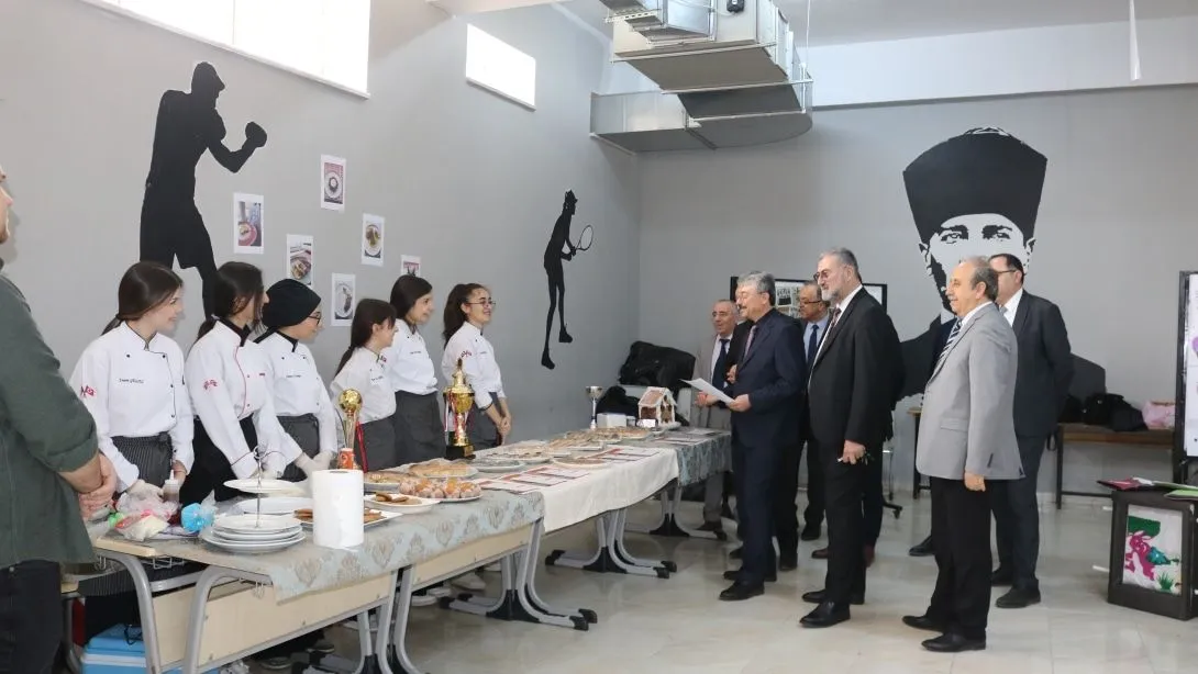 “Meslekler Gelecekle Buluşuyor” Projesi Çerkezköy’de Başladı