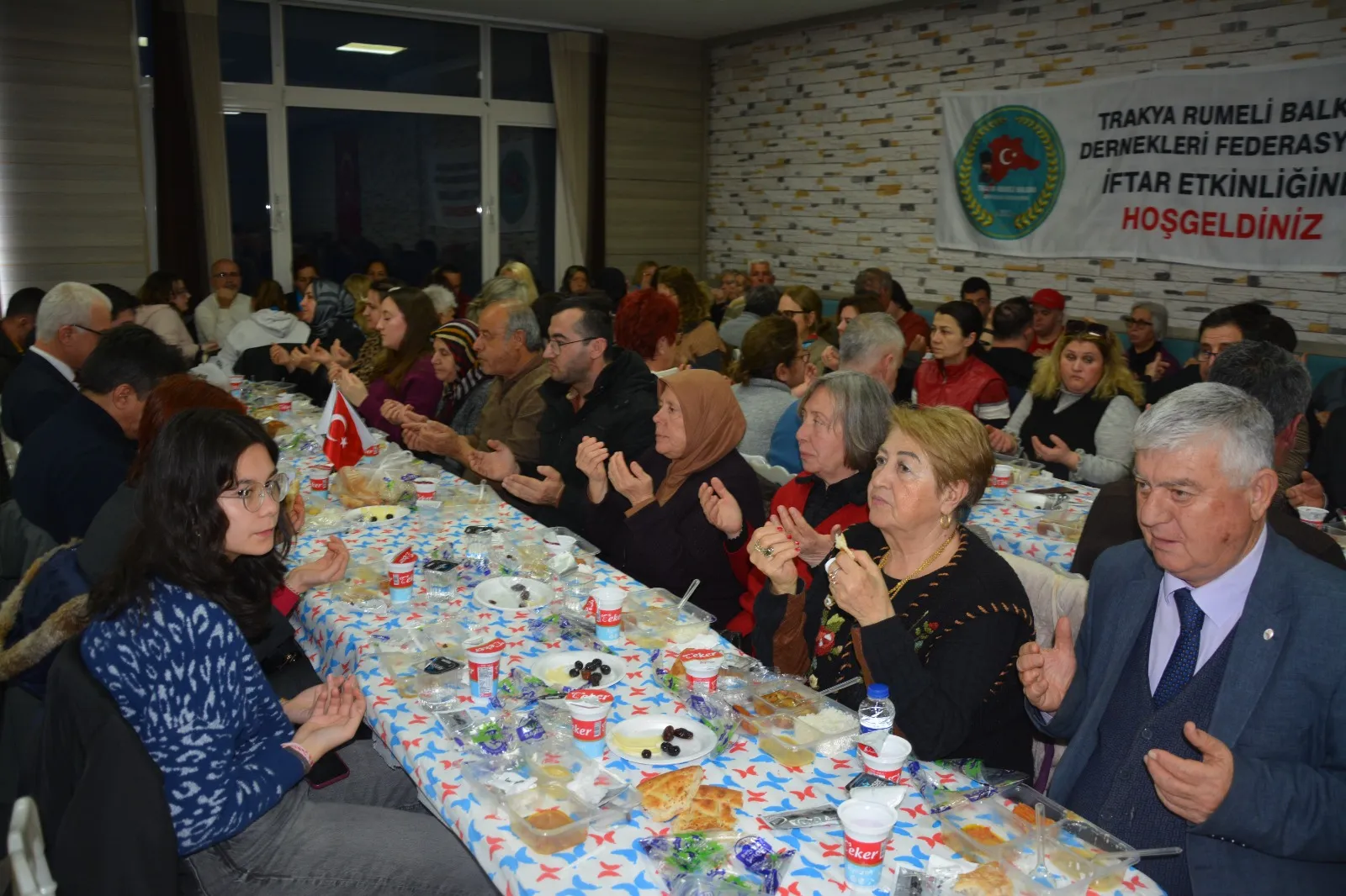 Trakya RUBAFED’in İftar Programına Yoğun Katılım