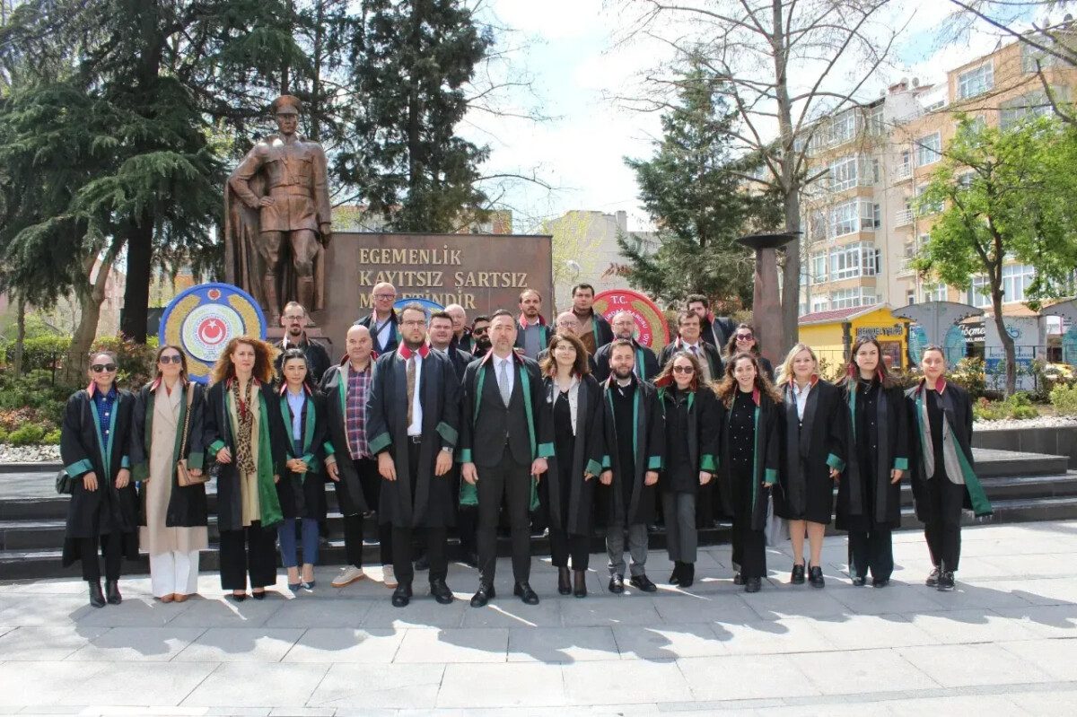 Tekirdağ Barosu Hukukun üstünlüğüne sahip çıkıyoruz