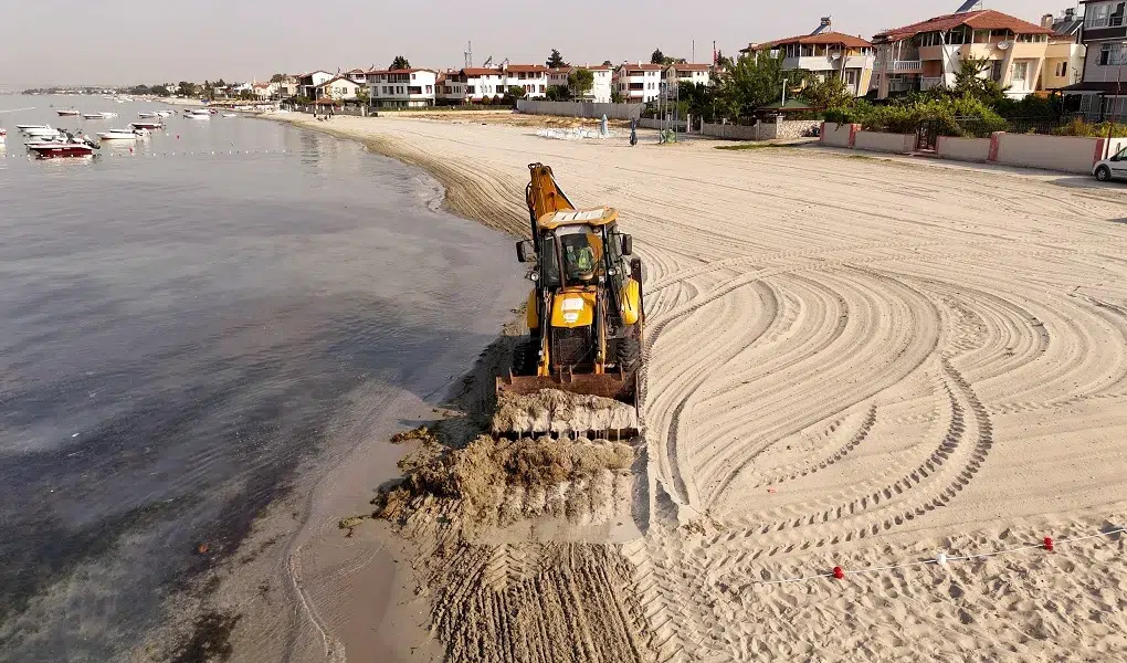 Tekirdağ Büyükşehir Belediyesi tarafından temizlenen sahillerin görüntüsü