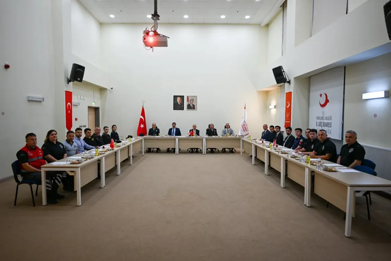 Kırklareli Valisi Uğur Turan, Pehlivanköy Geri Gönderme Merkezi’nde.