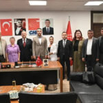 CHP Tekirdağ İl Başkanlığı’nda düzenlenen toplu üye katılım töreninde yeni üyeler ve parti yöneticileri