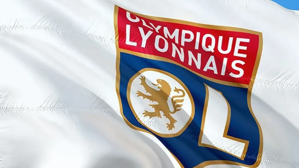 Lyon’un Ligue 2 kararı iptal edildi! Ligue 1’de kalıyor 4 Fransız futbol kulübü Olympique Lyonnais, Ligue 1’de kalma kararının ardından gelecek sezon hazırlıklarına odaklandı.