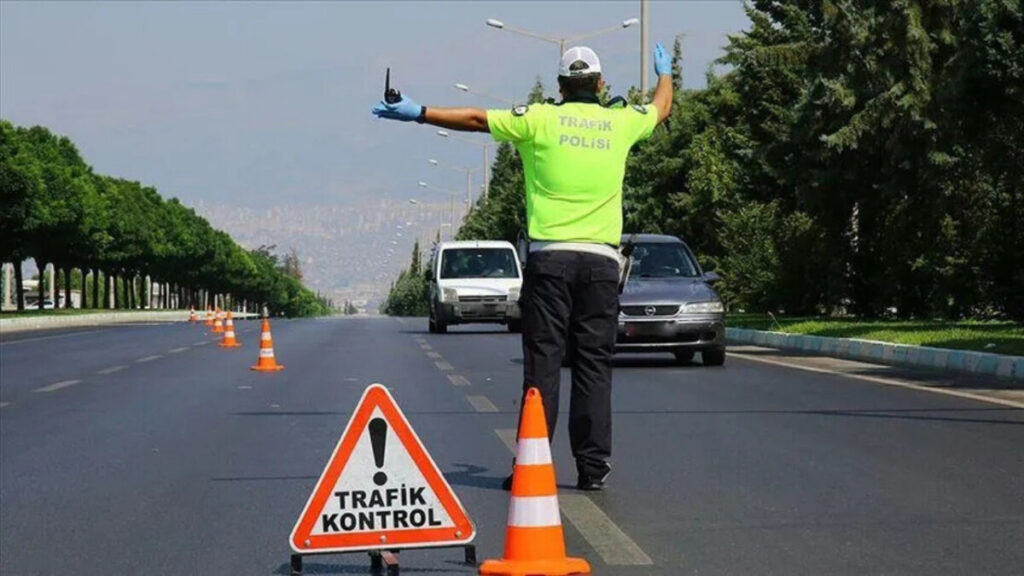 Tekirdağ’da 900 araç denetlendi, 7 aranan şahıs yakalandı