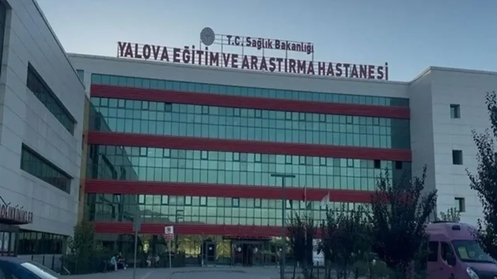 Yalova’da gıda zehirlenmesi: 45 işçi hastanelik oldu 9 Yalova'da gıda zehirlenmesi: 45 kişi hastanelik oldu