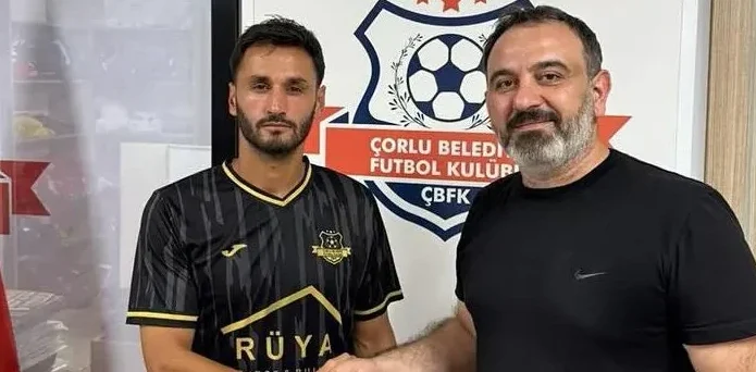 Çorlu Belediye Futbol Kulübü 2025-2026 sezonu için Oğuzhan Düzenli ve Naci Sarp Taş ile sözleşme imzaladı.