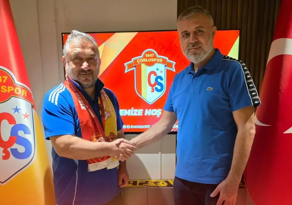 Çorluspor 1947’den Tuncay Koçin hamlesi 6 Çorluspor 1947 sportif direktör Tuncay Koçin imza töreni