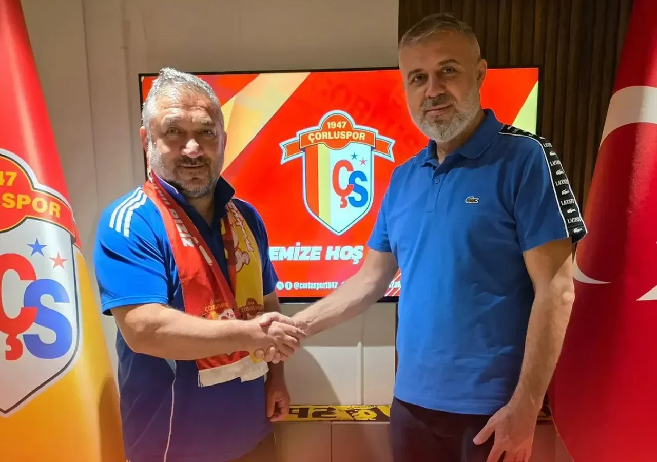 Çorluspor 1947 sportif direktör Tuncay Koçin imza töreni