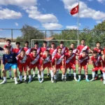 Tekirdağ U16 Futbol Ligi’ndeki heyecanlı maçlardan bir kadro görüntüsü.