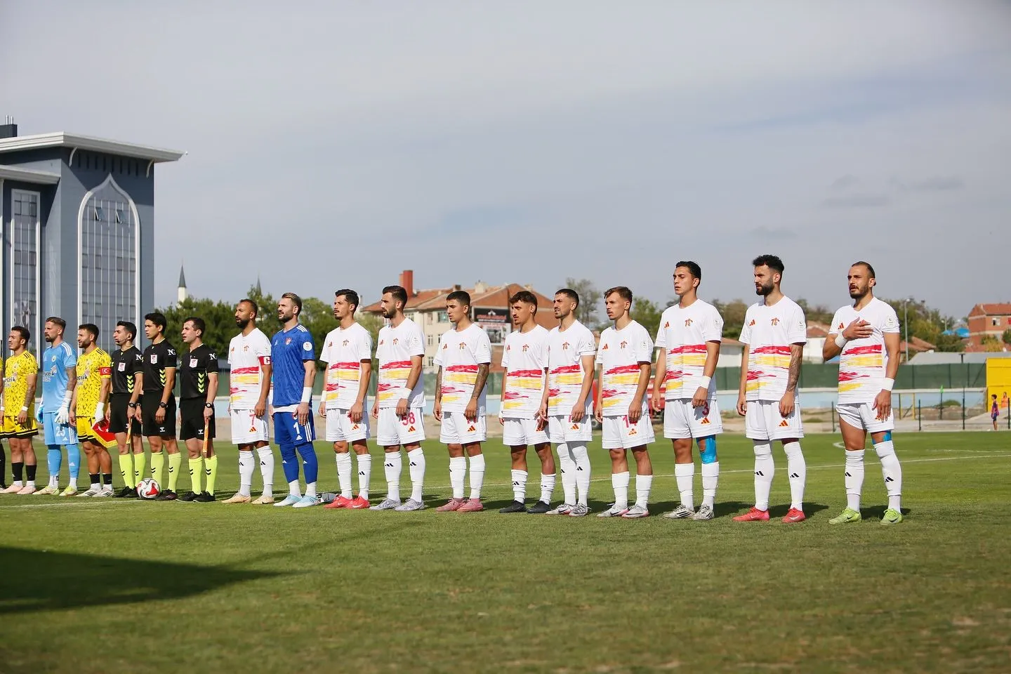 Çorluspor 1947 futbolcuları antrenman sırasında, Etimesgutspor maçı öncesi hazırlık