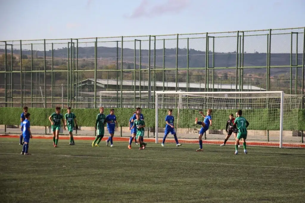 Tekirdağ U14 Ligi’nde heyecan sürüyor: 3. haftada 74 gol attılar! 6 Tekirdağ U14 Ligi’nde 3. haftada gol yağmuru