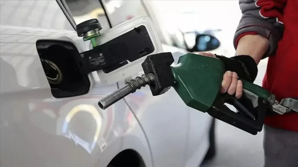 Motorine büyük zam bu gece pompada! Motorin litre fiyatı kaç TL olacak?