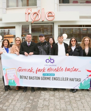 Çorlu’da görme engellilere Kanada Bastonu desteği 2 Çorlu’da görme engellilere Kanada Bastonu desteği