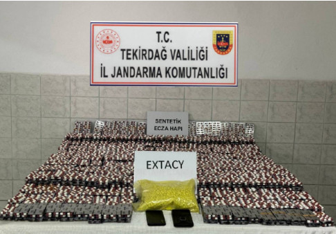 Tekirdağ’da uyuşturucu sevkiyatı jandarma kontrolünde yakalandı