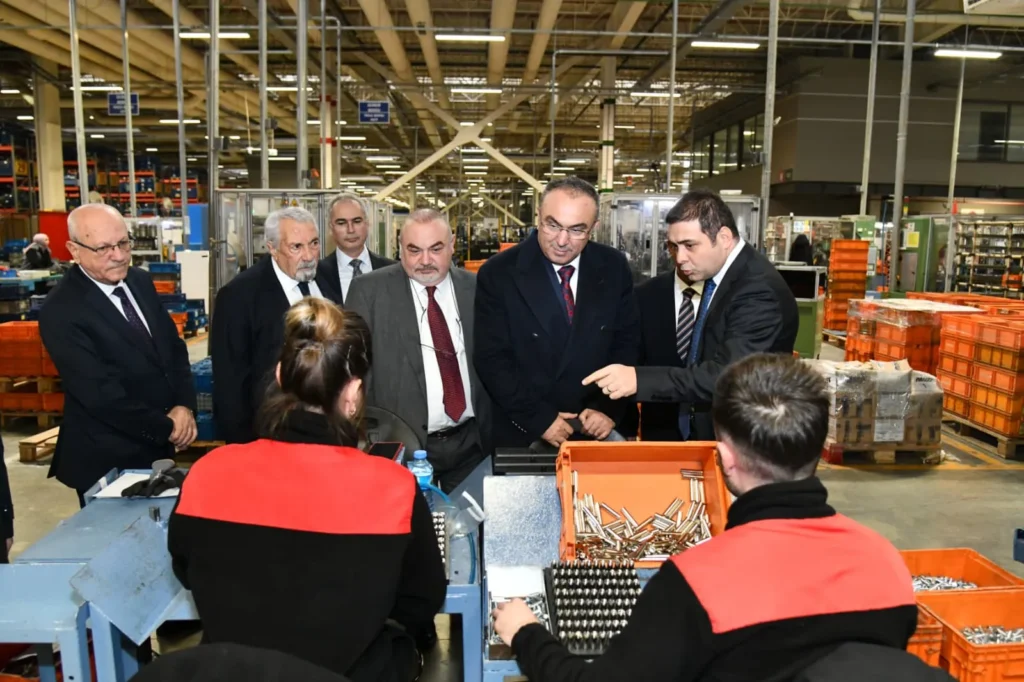 Vali Soytürk Kapaklı'daki Kale Kilit Fabrikasını ziyaret etti