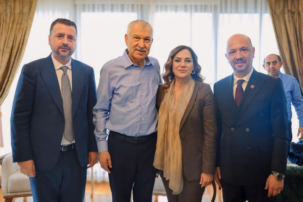 Candan Yüceer'den Zeydan Kararlar'a geçmiş olsun ziyareti