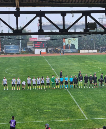 Tekirdağspor'dan evinde muhteşem geri dönüş: 3-3 8 Tekirdağspor'dan muhteşem geri dönüş: 3-3!