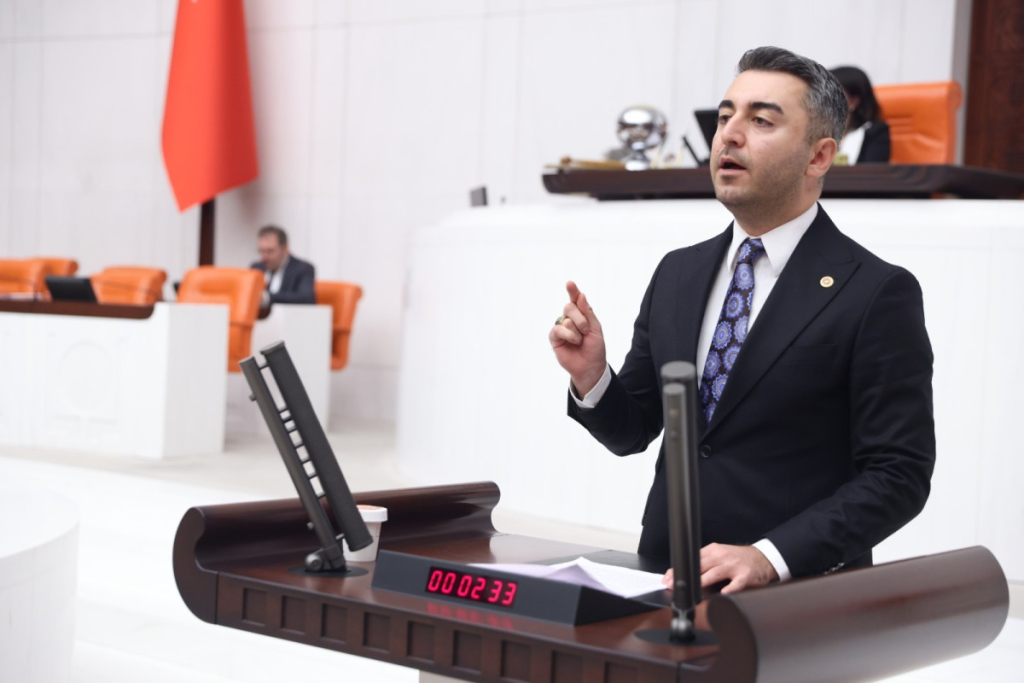 CHP’li Avşar deprem bölgesindeki sorunları Meclis gündemine taşıdı