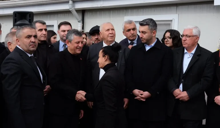Cem Avşar'dan 6 Şubat paylaşımı: Unutmadık, unutturmayacağız… 1 Cem Avşar'dan 6 Şubat paylaşımı: Unutmadık, unutturmayacağız...