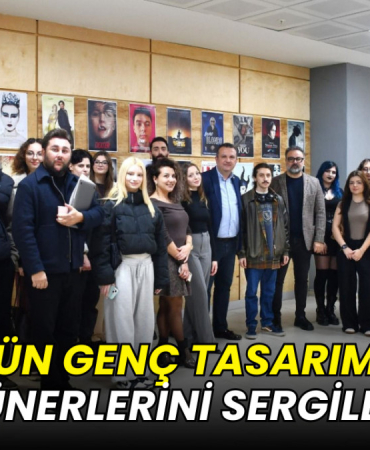 Tekirdağ NKÜ'nün genç tasarımcıları eserlerini sergiledi 8 Tekirdağ Namık Kemal Üniversitesi Grafik Tasarımı Bölümü öğrencilerinin açtığı sergide eserleri inceleyen ziyaretçiler