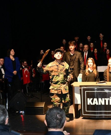“Kim Var?” sanat etkinliği Tekirdağ’da büyük ilgi gördü 10 “Kim Var?” sanat etkinliği Tekirdağ’da büyük ilgi gördü