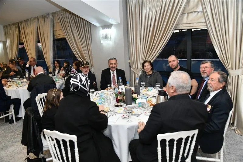 Tekirdağ’da şehit yakınları ve gaziler için düzenlenen iftar programı