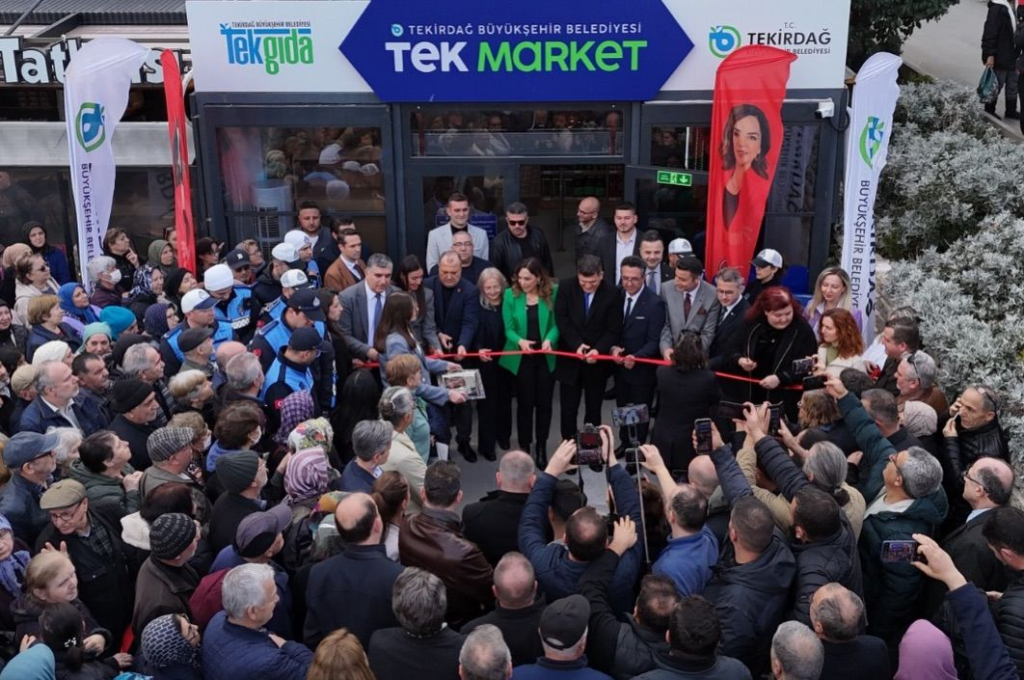 Tekirdağ Büyükşehir’den dar gelirliye destek hamlesi: TEK Market Süleymanpaşa'da açıldı!