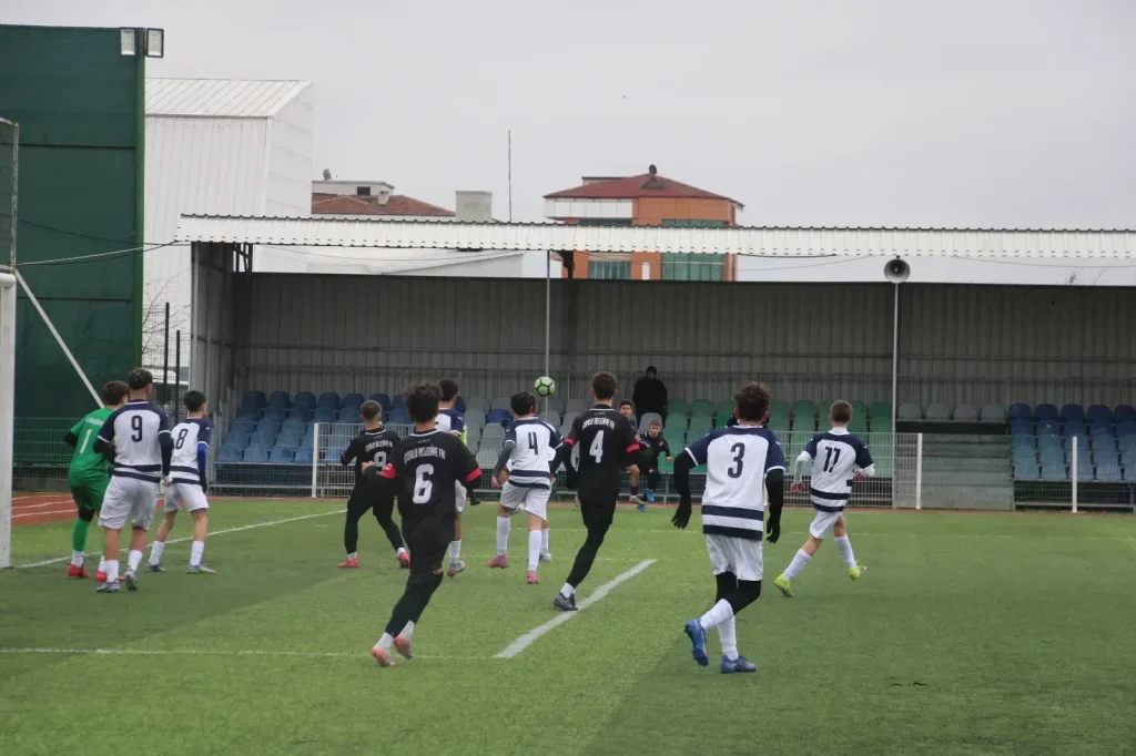 U14 Gelişim Ligi’nde zirve maçında kazanan çıkmadı
