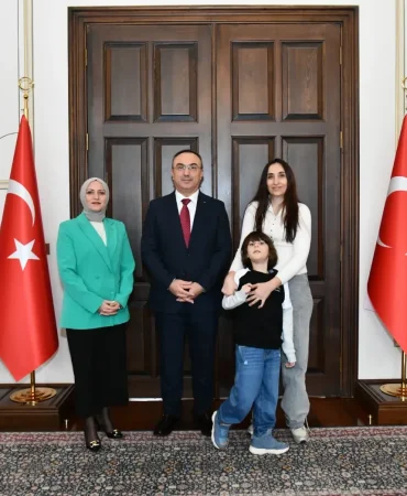 Vali Soytürk küçük Gökalp’i makamında ağırladı 2 Vali Soytürk küçük Gökalp’i makamında ağırladı