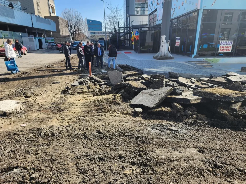 Çorlu 19 Mayıs Caddesi baştan sona yenileniyor