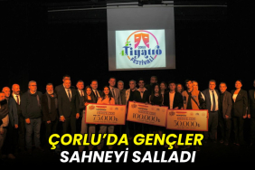 Çorlu’da gençler sahneyi salladı