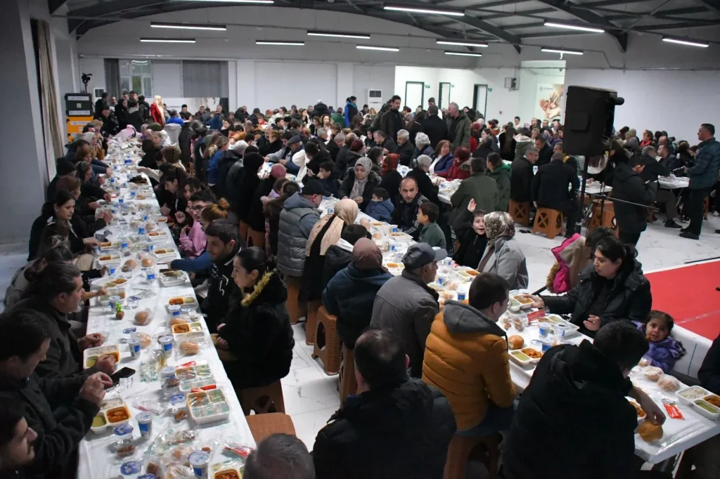 Süleymanpaşa’da Ramazan Ruhunu halk sofraları yaşattı
