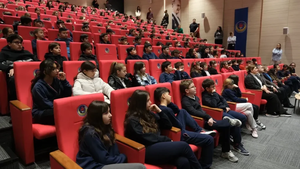 Tekirdağ Büyükşehir’den deprem bilinci için simülasyon eğitimi 4 Tekirdağ Büyükşehir’den deprem bilinci için simülasyon eğitimi