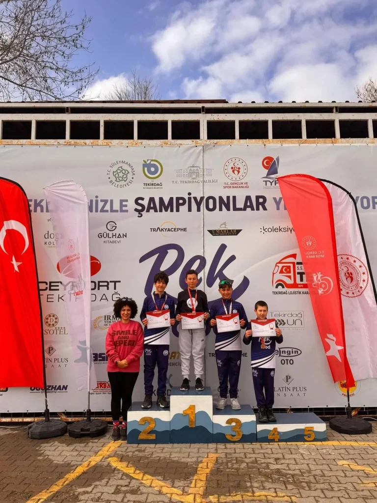 Tekirdağ’da yelken şampiyonları belli oldu 4 Tekirdağ’da yelken şampiyonları belli oldu