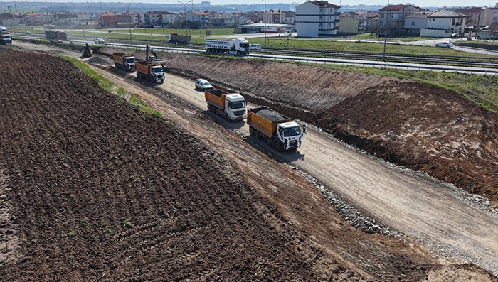 Tekirdağ haberleri - Trafiğe nefes aldıracak: Ergene'de ulaşım altyapısı güçleniyor!