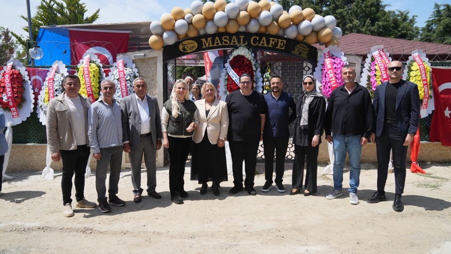 Marmaraereğlisi'ndeki yeni işletmeye Başkan Bozkurter'den destek