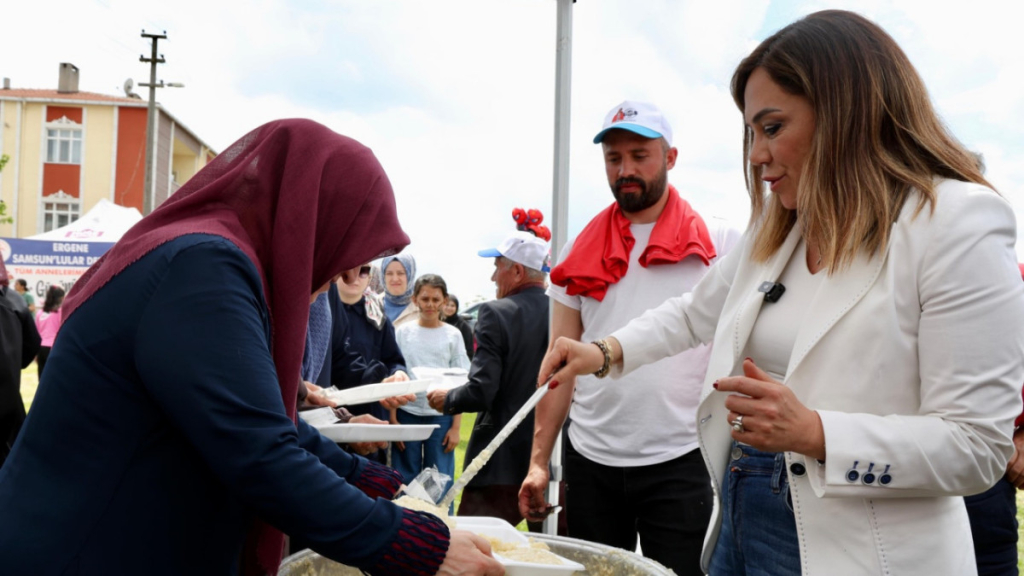 Tekirdağ haberleri - Candan Yüceer Ergene'de vatandaşlarla buluştu