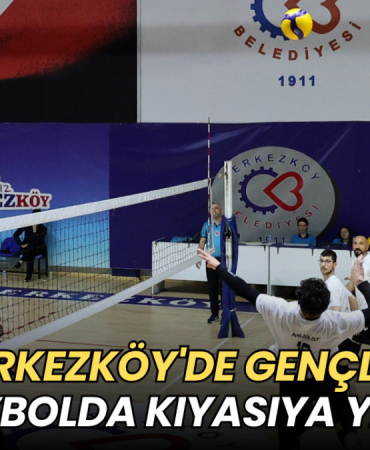 Çerkezköy'de gençler voleybolda kıyasıya yarıştı 10 Tekirdağ haberleri - Çerkezköy'de gençler voleybolda kıyasıya yarıştı