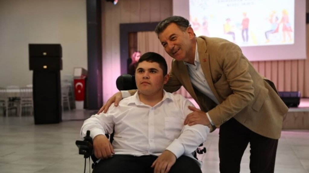 Tekirdağ haberleri - Engelli bireyler Kapaklı'da kahvaltı programında buluştu