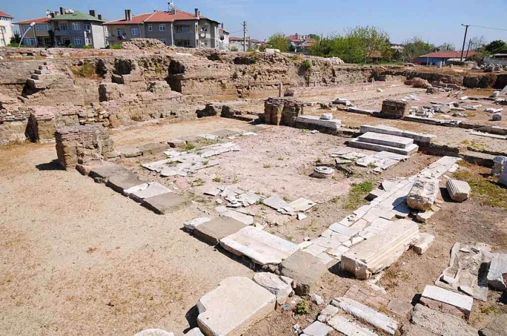 Marmaraereğlisi’nde gezilecek yerler: İstanbul’a yakın saklı sahil rotası 5 Tekirdağ haberleri - Marmaraereğlisi Perinthos Antik Kenti