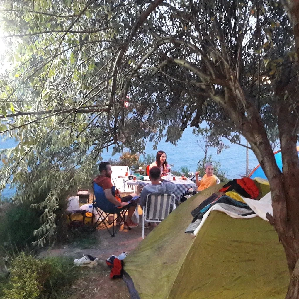 Marmaraereğlisi’nde kamp yapılacak alanlar: Denizle iç içe en güzel kamp rotaları 4 Saklı Koy Camping, Marmaraereğlisi