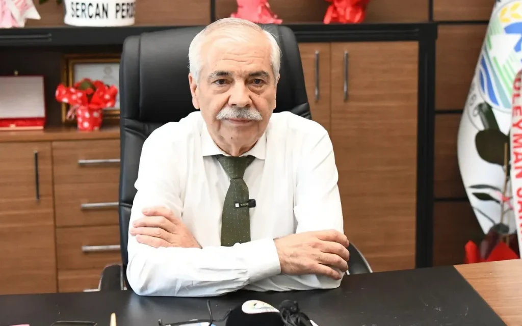 mehmet özcan chp'den neden istifa etti