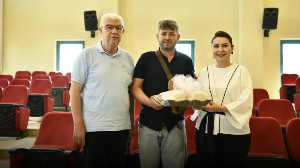 Malkara haberleri - Malkara'da sezonun ilk buğdayı açık artırmayla satıldı