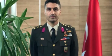 kılıçlı yemin komutanı
