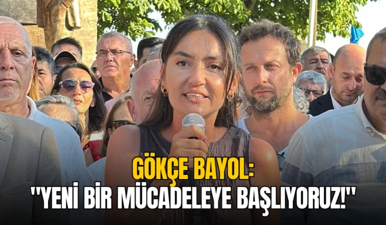 Tekirdağ Süleymanpaşa'da Harf İnkılabı Anıtı önünde basın açıklaması yapan Gökçe Bayol.