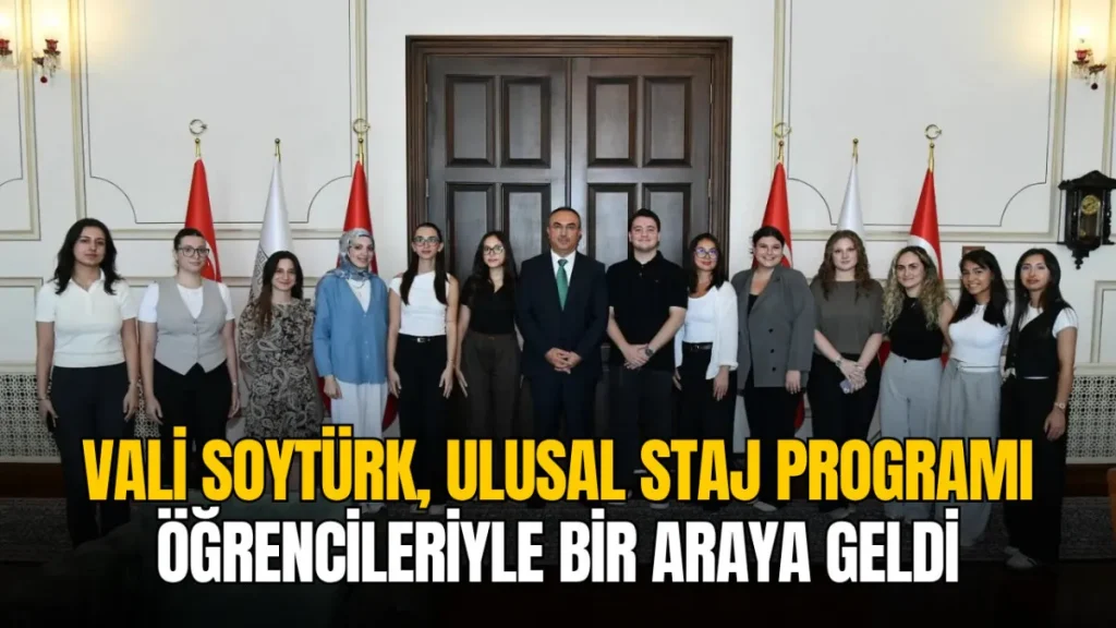 Tekirdağ haberleri - Tekirdağ Valisi Recep Soytürk, Ulusal Staj Programı kapsamında Valilikte staj yapan üniversite öğrencileriyle makamında bir araya geldi.