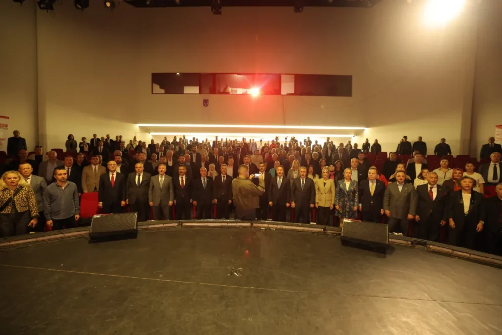 Ankara’da 7. Merhamet ve Emek Ödülleri 28 Siyasi Partiyi ve Onlarca STK’yı Ortak Noktada Buluşturdu